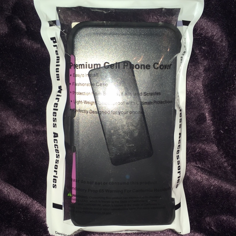 LG phone case - Picture 2 of 4